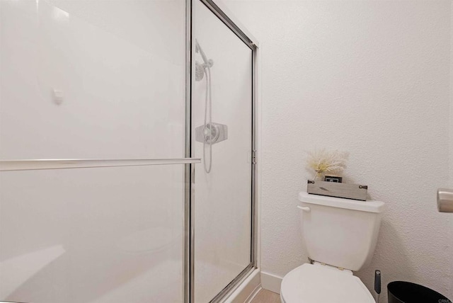1025 4th Ave Unit 8, Chula Vista, CA 91911 - full bath with a stall shower, toilet, and baseboards