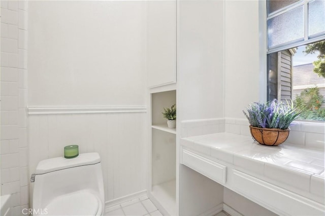 25447 Pine Creek Ln, Wilmington, CA 90744 - bathroom featuring toilet