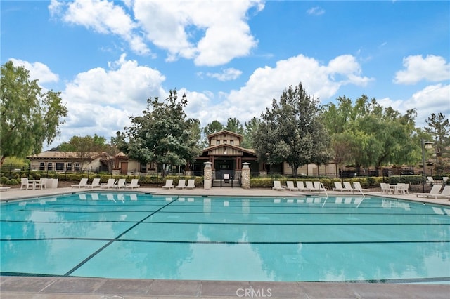 11066 Guffey Ranch Way, Corona, CA 92883 - community pool featuring a patio