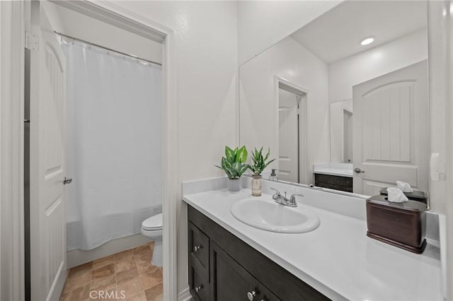 11066 Guffey Ranch Way, Corona, CA 92883 - full bath featuring vanity, toilet, and shower / tub combo