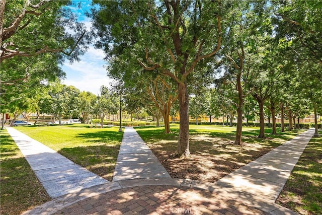 36 Chula Vis Unit 109, Irvine, CA 92602 - surrounding community with a yard