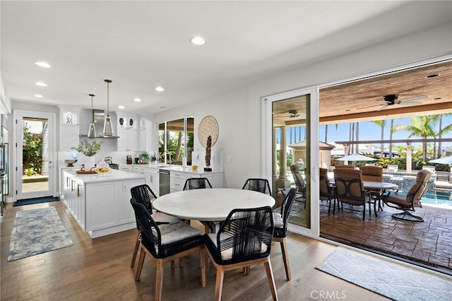 18976 Rockinghorse Ln, Huntington Beach, CA 92648 - photo 21