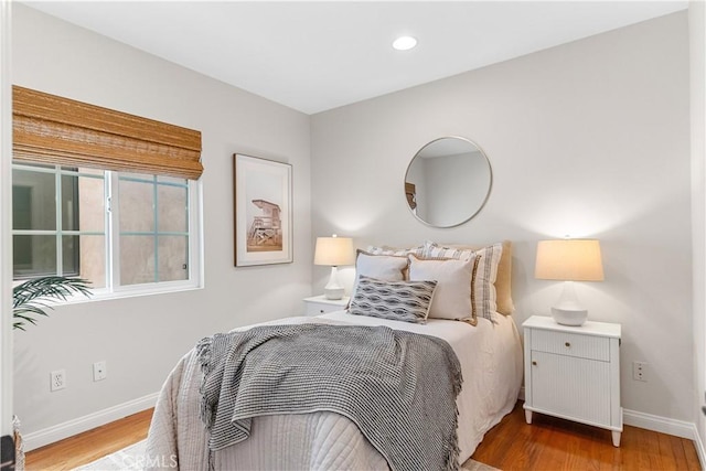 1518 Ocean Ave, Seal Beach, CA 90740 - bedroom with baseboards, wood finished floors, and recessed lighting