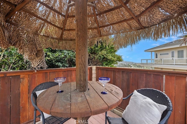 2818 Via Blanco, San Clemente, CA 92673 - deck with outdoor dining space