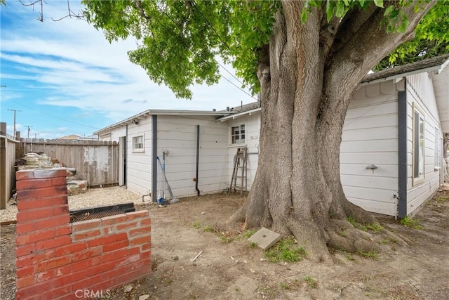 211 S K St, Lompoc, CA 93436 - view of back of house