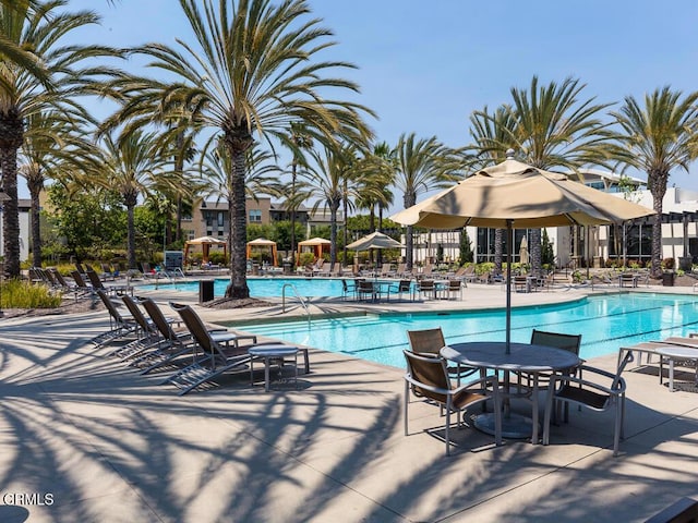 13124 Central Ave Unit 201, Hawthorne, CA 90250 - community pool featuring a patio area