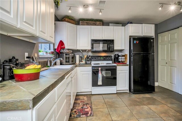 19300 Mountain Mdw S, Hidden Valley Lake, CA 95467 - photo 8