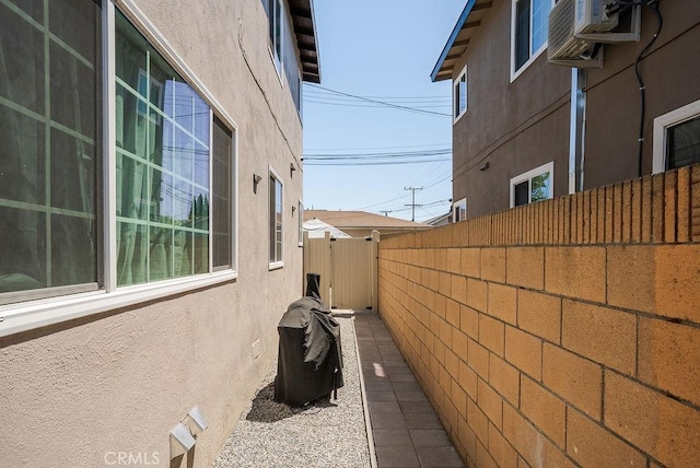 158 W Del Amo Blvd, Long Beach, CA 90805 - view of home's exterior with stucco siding