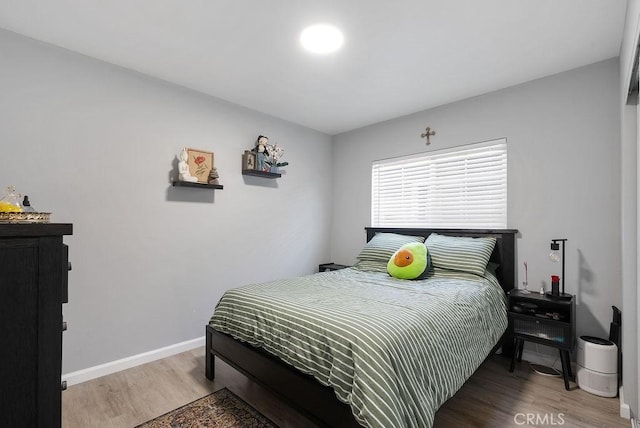 158 W Del Amo Blvd, Long Beach, CA 90805 - bedroom with wood finished floors and baseboards