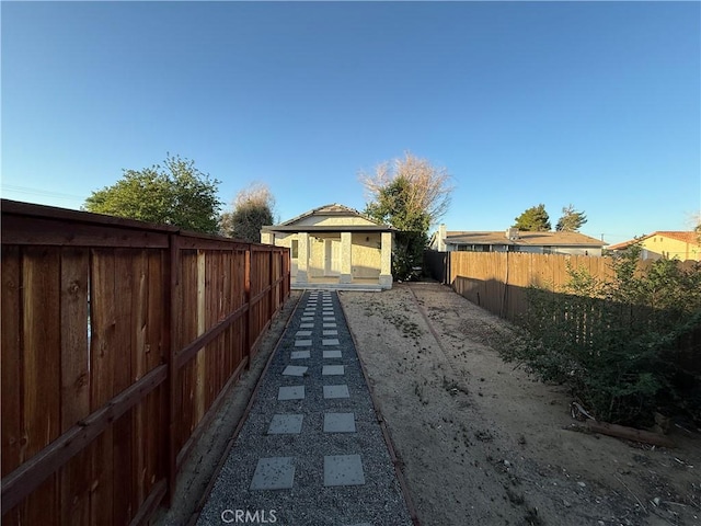 15332 Tuscola Rd, Apple Valley, CA 92307 - view of fenced backyard