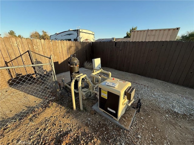 15332 Tuscola Rd, Apple Valley, CA 92307 - view of yard
