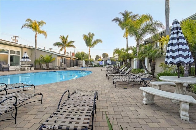 1741 Tustin Ave Unit 2A, Costa Mesa, CA 92627 - community pool with a patio