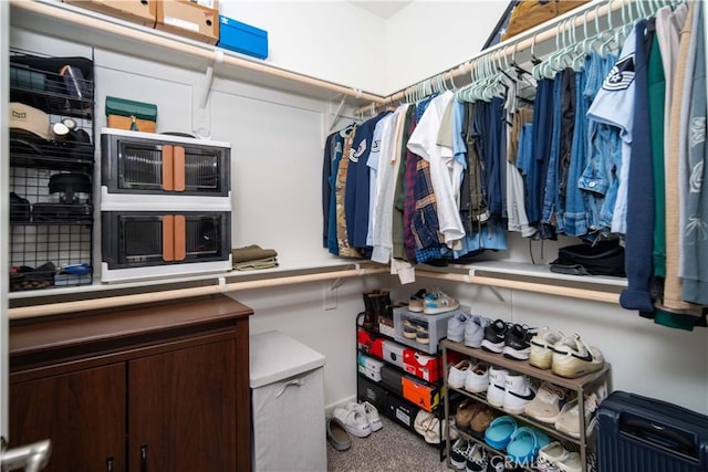 3615 Santa Monica Ct, Rosamond, CA 93560 - spacious closet with carpet