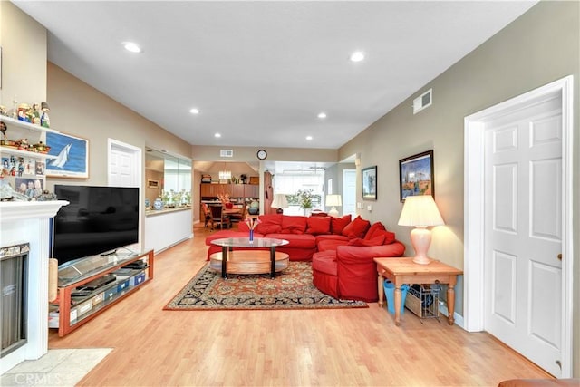 10511 Ashton Ave Unit 101, Los Angeles, CA 90024 - photo 16