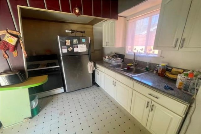2042 Holly Dr, Los Angeles, CA 90068 - photo 17