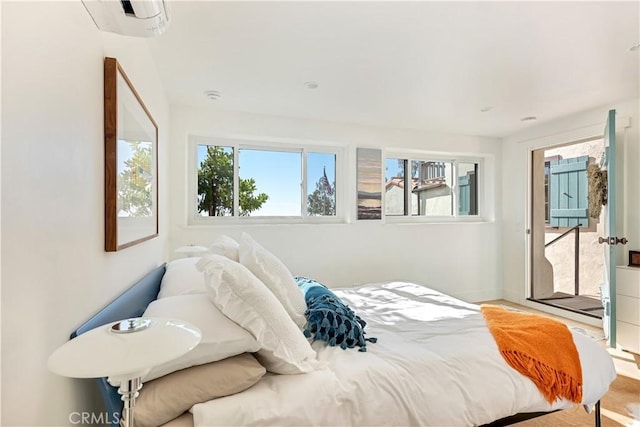 802 Rembrandt Dr, Laguna Beach, CA 92651 - bedroom with multiple windows