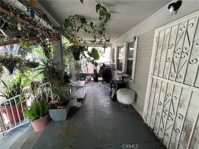 1212 E 54th St, Los Angeles, CA 90011 - view of patio / terrace