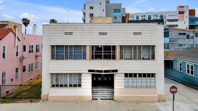 128 Lime Ave Unit 14, Long Beach, CA 90802 - view of building exterior
