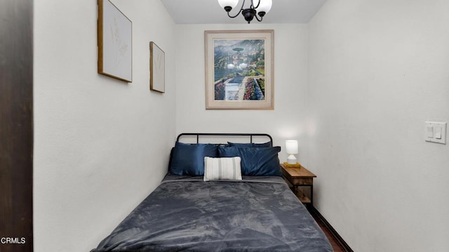 128 Lime Ave Unit 14, Long Beach, CA 90802 - bedroom with a chandelier