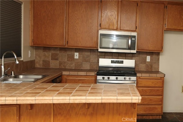 914 W 59th St, San Bernardino, CA 92407 - photo 2