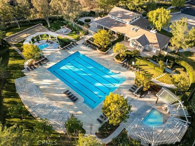 27718 Heartwood Ct, Valencia, CA 91354 - aerial view of a pool