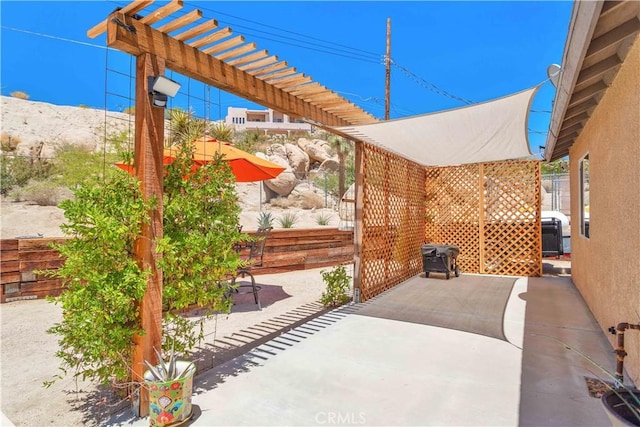 57490 Redondo St, Yucca Valley, CA 92284 - view of patio / terrace