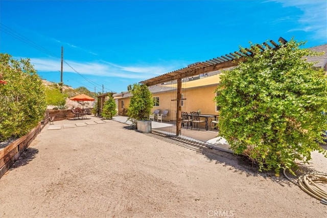 57490 Redondo St, Yucca Valley, CA 92284 - view of yard with a patio area
