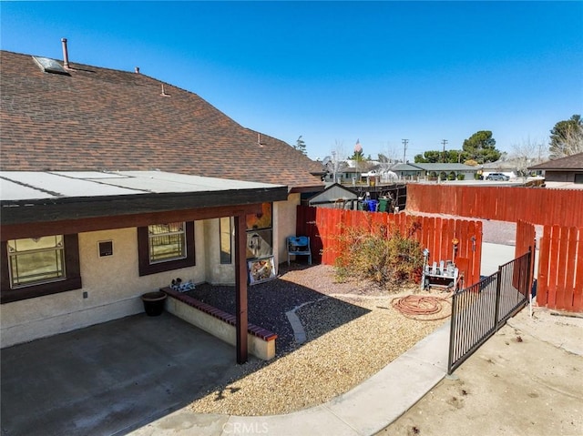 13889 Olathe Rd, Apple Valley, CA 92307 - view of patio / terrace