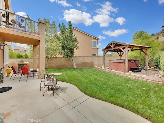 20361 Julia Ln, Saugus, CA 91350 - view of patio / terrace with a hot tub and a balcony