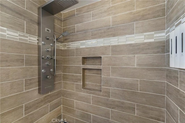 21848 Ute Way, Lake Forest, CA 92630 - full bathroom featuring tiled shower