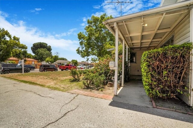 13411 Wingo St, Arleta, CA 91331 - view of yard