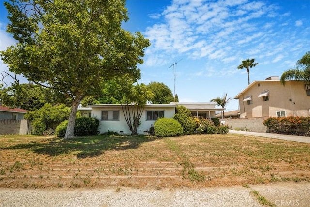 13411 Wingo St, Arleta, CA 91331 - ranch-style home with a front lawn