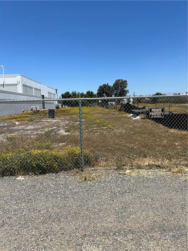 111 W Perry St, Perris, CA 92571 - view of yard