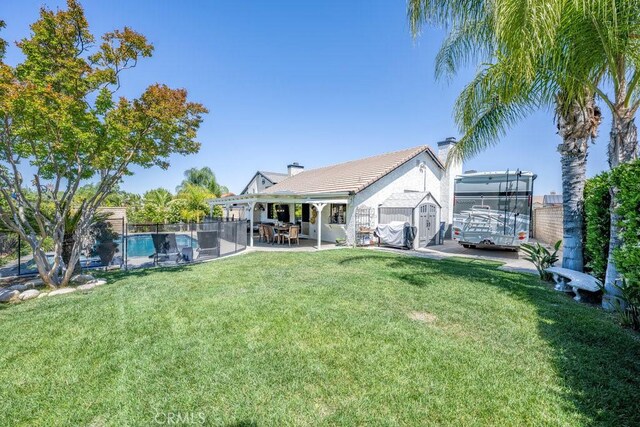 22206 Claibourne Ln, Saugus, CA 91350 - view of yard with a patio area