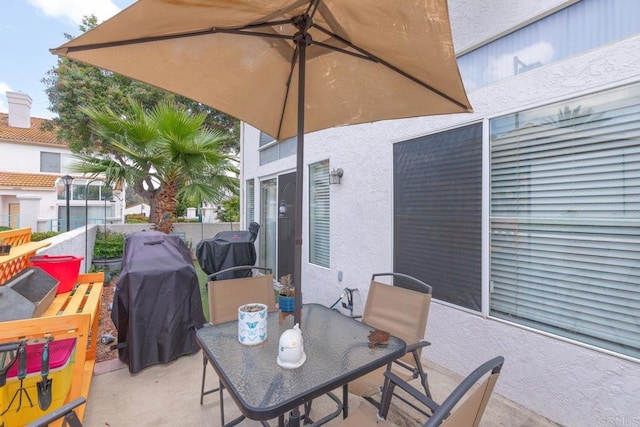 29495 Cara Way, Temecula, CA 92591 - view of patio featuring outdoor dining space and a grill