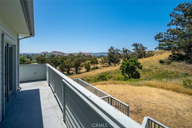 667 Hill St, San Luis Obispo, CA 93405 - balcony featuring a mountain view