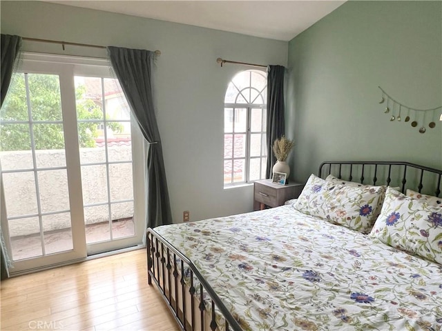 19950 Sherman Way Unit A, Winnetka, CA 91306 - bedroom with light wood-type flooring