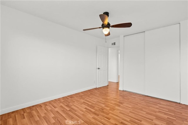 6172 Dalecrest Ave, Woodland Hills, CA 91367 - unfurnished bedroom with light wood finished floors, baseboards, a closet, and a ceiling fan