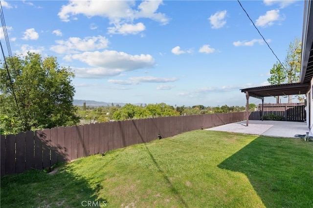 6172 Dalecrest Ave, Woodland Hills, CA 91367 - view of yard featuring a patio