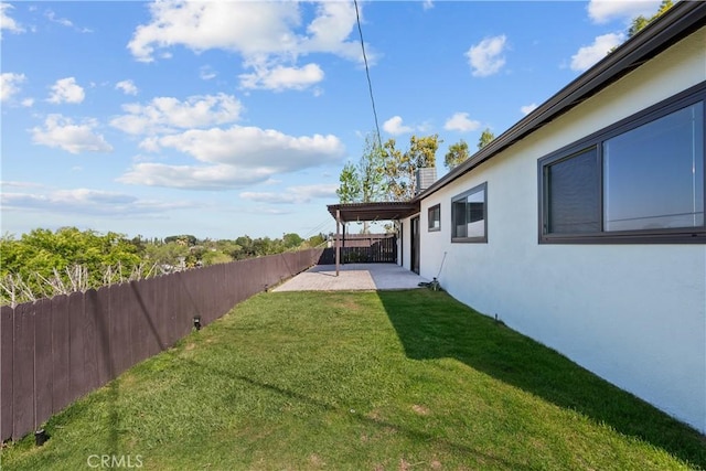 6172 Dalecrest Ave, Woodland Hills, CA 91367 - view of yard with a patio