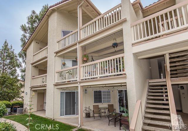 5805 Oak Bend Ln Unit 407, Oak Park, CA 91377 - photo 2