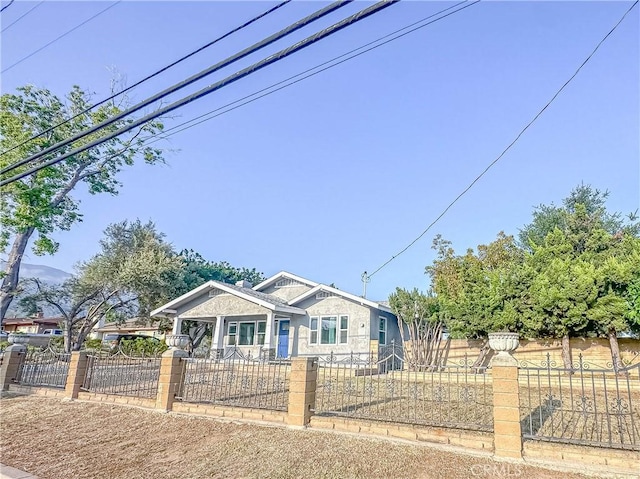 6275 Archibald Ave, Rancho Cucamonga, CA 91737 - bungalow featuring a fenced front yard
