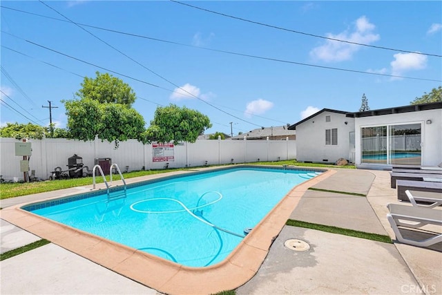 254 Piedmont Ave, Claremont, CA 91711 - view of swimming pool featuring a fenced backyard and a patio