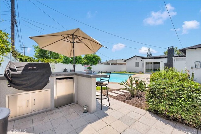 254 Piedmont Ave, Claremont, CA 91711 - fenced backyard with a patio