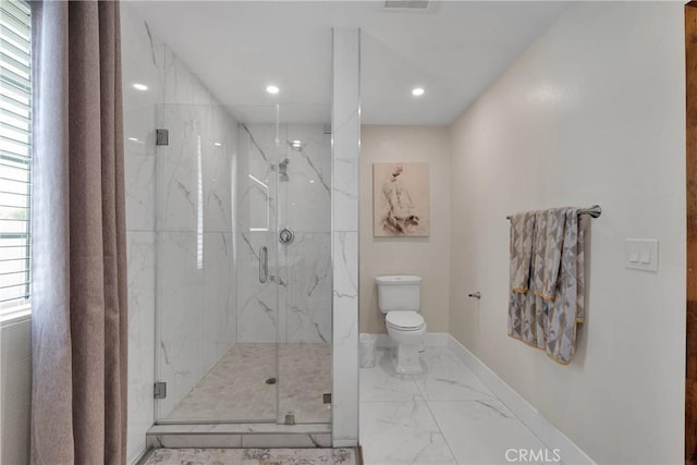 254 Piedmont Ave, Claremont, CA 91711 - full bathroom with marble finish flooring, toilet, a marble finish shower, baseboards, and recessed lighting