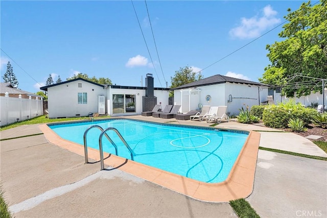 254 Piedmont Ave, Claremont, CA 91711 - view of pool with a patio area