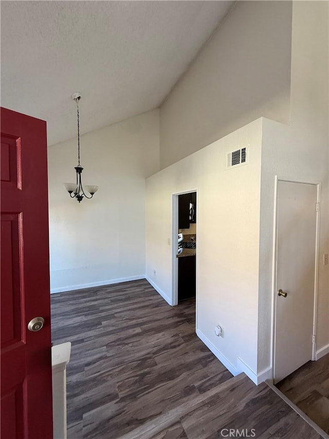 13735 Gemini St, Victorville, CA 92392 - photo 4