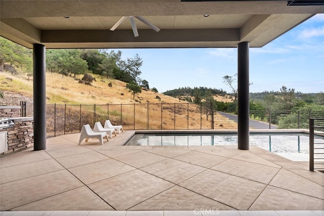 3386 Canyon Oaks Ter, Chico, CA 95928 - view of patio / terrace with ceiling fan