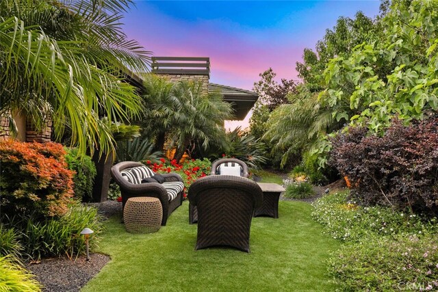 3386 Canyon Oaks Ter, Chico, CA 95928 - yard at dusk featuring a yard