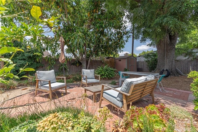 8521 Ranchito Ave, Panorama City, CA 91402 - fenced backyard featuring a patio area